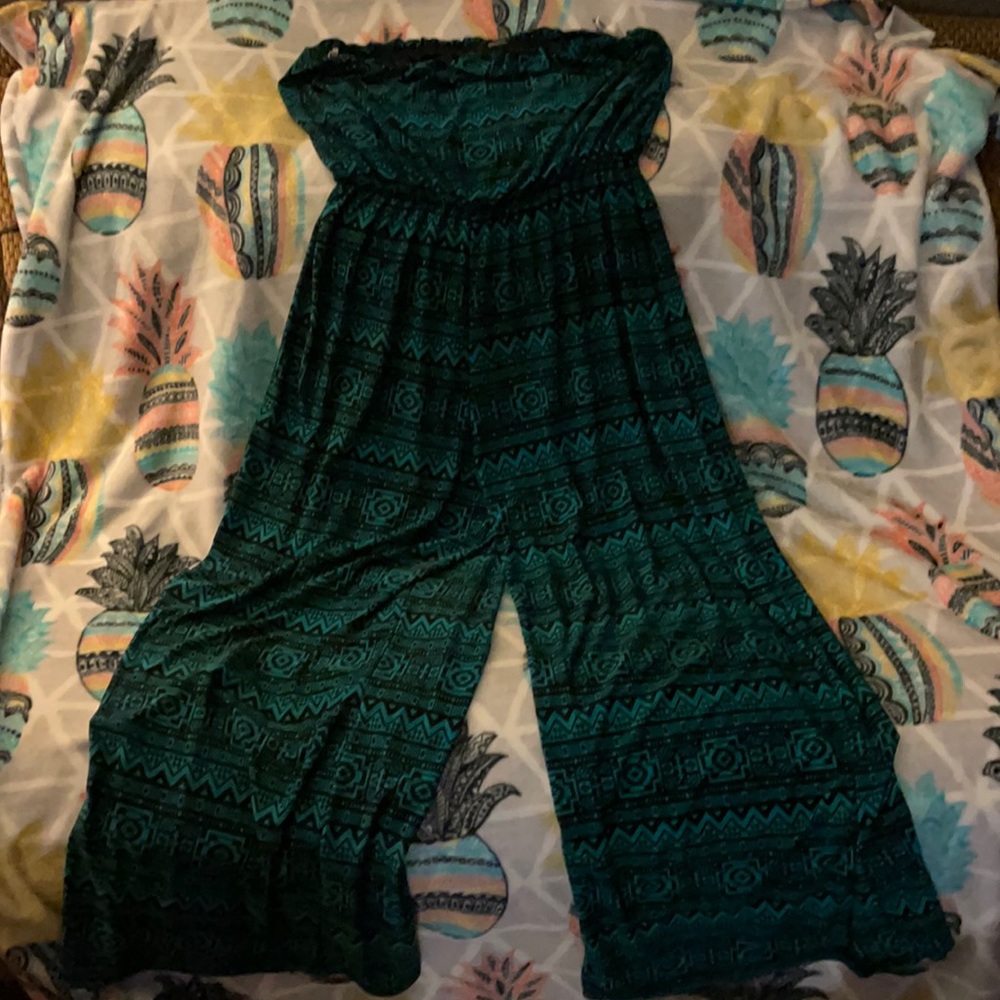 Strapless jumper